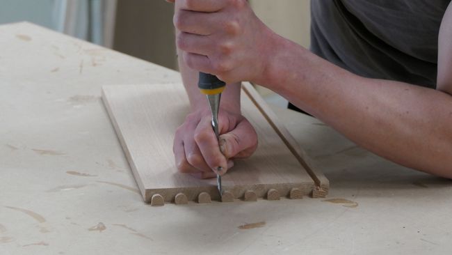 traditional dovetail joint craftsmanship