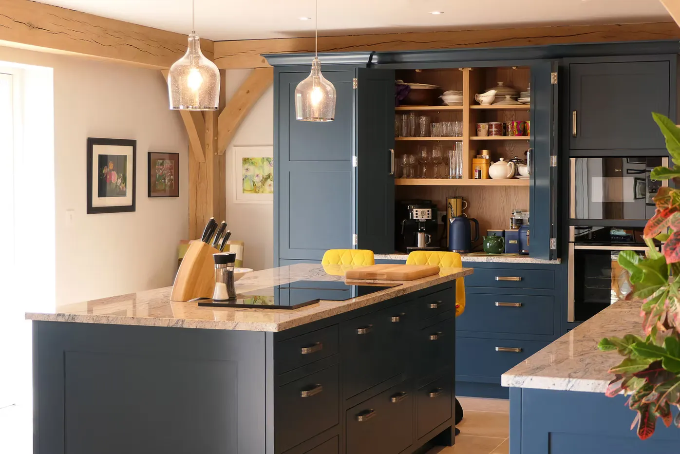 Shaker or Modern? Let's Find Your Kitchen Style