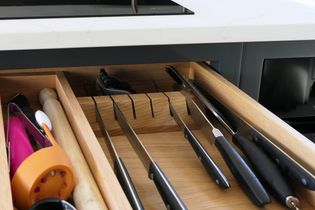 Shaker kitchen bespoke knife drawer