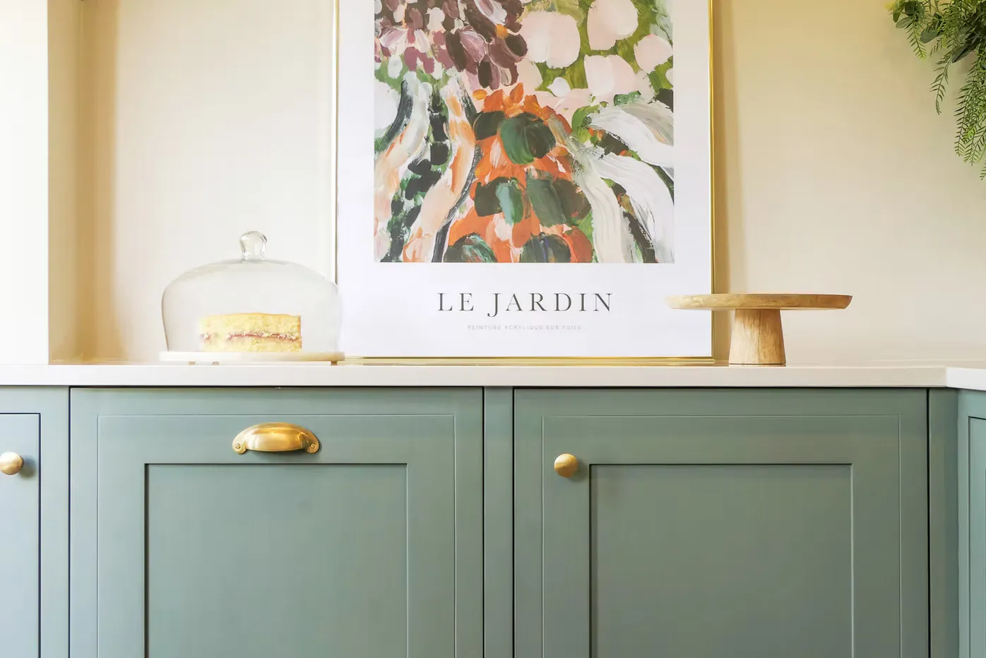 Brass, Bronze, or Nickel? A Guide to Choosing Your Cabinet Hardware