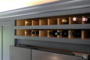 Custom wine rack Shaker kitchen